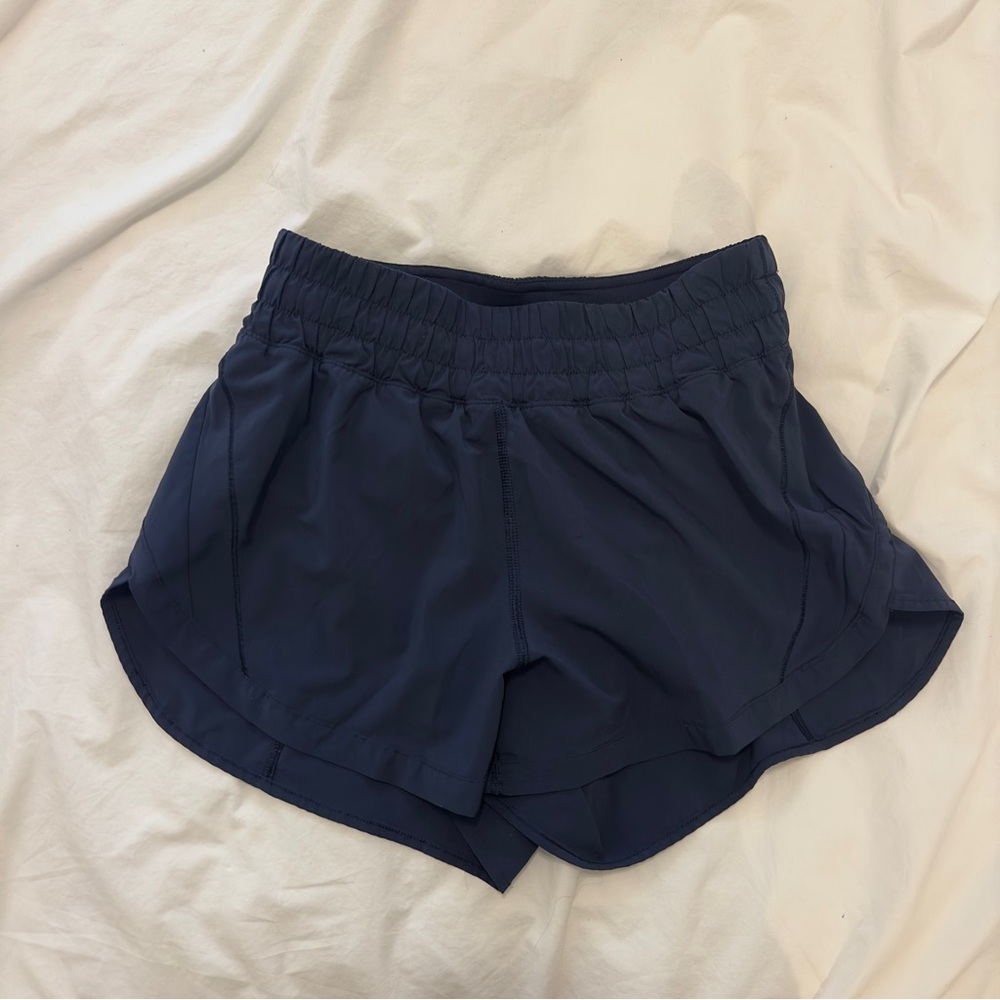 Lululemon track that 3” short